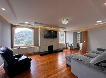 Casa · 339m² · 5 Quartos · 4 Vagas · Casa Alto Padrão Em Quitandinha, Petrópolis/rj