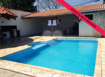 Área de Serviço · Casa À Venda No Parque Dos Eucaliptos