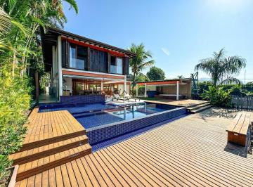 Casa · 600m² · 4 Quartos · 3 Vagas · Linda Casa de Condomínio Em Angra Dos Reis Para Locação!