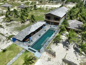 Casa de 7 quartos, Cruz · Casa Beira Mar a Venda Em Praia Do Preá