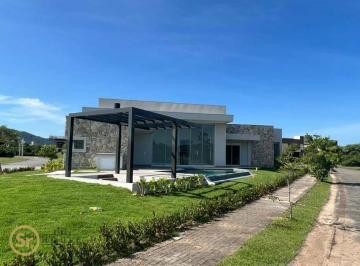3460d17c24e22692a743044fe3002310.jpg · Casa Com 4 Dormitórios À Venda, 370 m² por R$5.850.000 - Centro - Camboriú/sc