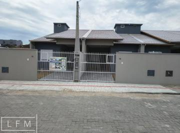 Casa · 97m² · 3 Quartos · 2 Vagas · Casa Pronta Para Morar Em Balneário Piçarras Sc