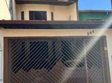 Casa · 215m² · 3 Quartos · 2 Vagas · Casa À Venda, 3 Quartos, 1 Suíte, 2 Vagas, Vila Lavínia - Mogi Das Cruzes/sp