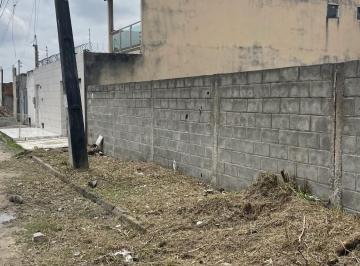 Terreno · 330m² · Terreno de Esquina - Sim