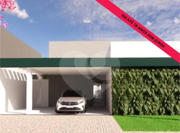 Área de Serviço · Casa Terrea Com Piscina a Venda No Parque Dos Ypês