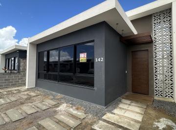 Casa · 74m² · 3 Quartos · 2 Vagas · Sim - Casa Reformada No Mangata