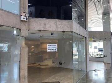 2024/09/551b2d2b2d0b548148ded2db2bd7b6b4.jpg · Comercial - Centro