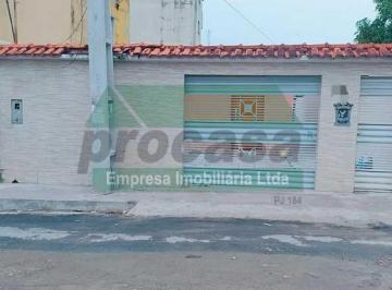 Casa · 162m² · 3 Quartos · 2 Vagas · Casa de Rua - / Residencial / Cidade Nova