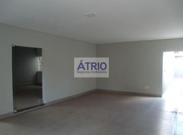 Casa · 195m² · 3 Quartos · 4 Vagas · Casa Bairro Jardim Patricia.