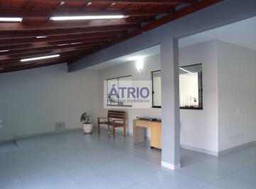 Casa · 227m² · 3 Quartos · 3 Vagas · Casa Sobrado Bairro Jardim Patricia.