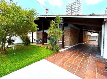 Casa · 204m² · 5 Quartos · 4 Vagas · Sensacional Casa Térrea 5 Dormiórios (1 Suíte) Dependência Completa de Empregada Edícula 360 m² T