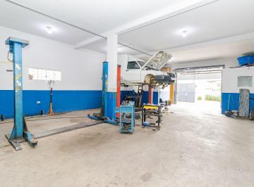 Comercial · 180m² · Barracão À Venda, 180 m² por R$