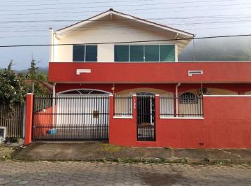 1718904397 · Casa No Centro de Penha Praia Do Quilombo Sc