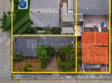 Acima casa rua Criciúma, ao lado casa e prédio da · No Centro Do Rincão, Com 13 Quartos, 1 Suíte, 7 Salas, 8 Banheiros, 510 m² Construídos E 1.160