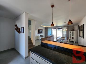 Foto 28 · Sobrado Amplo, Mobiliado Com 03 Quartos Sendo 01 Suíte E Piscina - Excelente Padrão de Acabamento,