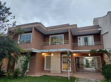 Casa · 3 Quartos · Casa Com Terreno, Peças Amplas, Proximo Ao