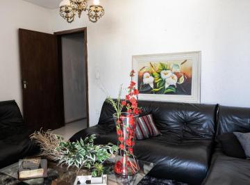 Casa · 298m² · 4 Quartos · 2 Vagas · Casa À Venda - Ouro Preto, 4 Quartos, 298 m² - Belo Horizonte