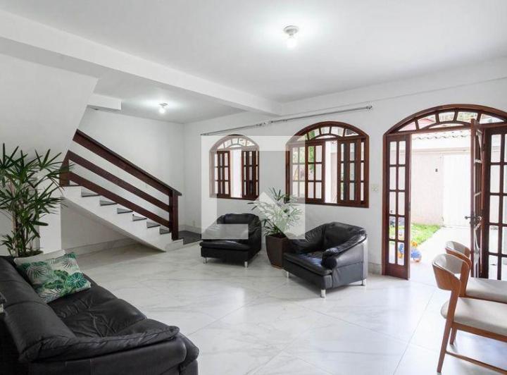 Casa À Venda - São João Batista, 3 Quartos, 400 m² - Belo Horizonte