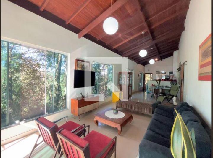 Casa À Venda - Retiro Do Chalé, 4 Quartos, 300 m² - Brumadinho