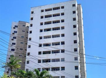 Área de Serviço · Apartamento À Venda - Em Papicu