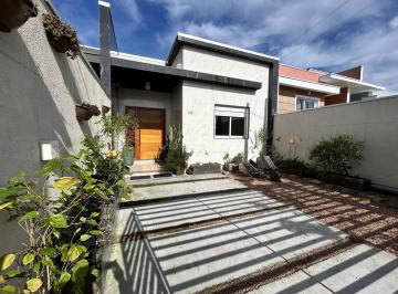 Casa · 100m² · 3 Quartos · 1 Vaga · Casa Com 3 Dormitórios Para Alugar, 100 m² - Reserva Dom Feliciano - Gravataí/rs