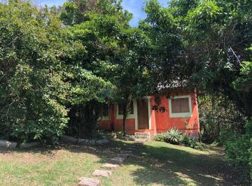 Casa · 301m² · 5 Quartos · 2 Vagas · Casa À Venda No Bairro Praia Do Rosa - Imbituba/sc
