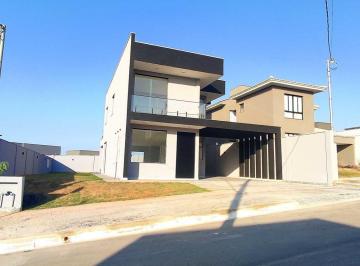 Casa · 221m² · 4 Quartos · 2 Vagas · Casa Alto Padrão No Condomínio Estancia Dos Lagos