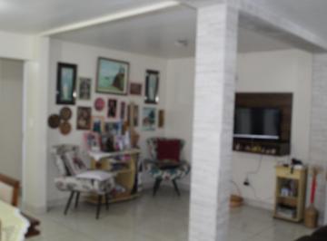 Casa de 3 quartos, São José dos Pinhais · Casa Com 3 Quartos E 2 Banheiros No Bairro Afonso Pena.