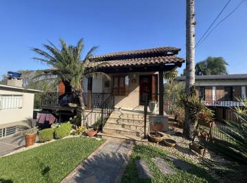 Casa · 564m² · 6 Quartos · 4 Vagas · Casa de Uso Misto No Centro