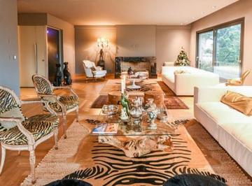 23a95ac4-868f-4d12-9b2c-e1badfffc940 · Apartamento À Venda - No Planalto
