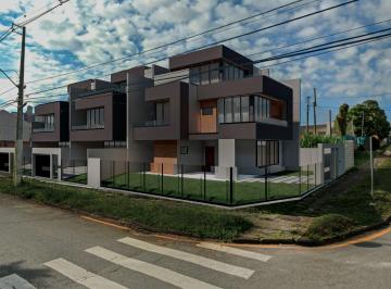 Casa · 203m² · 3 Quartos · 5 Vagas · Sobrado Com 3 Dormitórios À Venda, 203 m² por R$1.299.000 - Centro - São José Dos Pinhais/pr