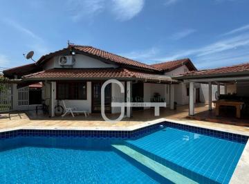 ac65448ad3ded20e5082372ef5ce71bf.jpg · Casa Com 3 Dormitórios À Venda, 242 m² por R$950.000 - Jardim Imperador - Peruíbe/sp