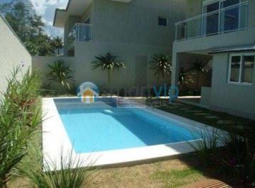 Casa · 300m² · 5 Quartos · 3 Vagas · Casa Na Praia Da Baleia a 50 m Do Mar Com Piscina Privativa