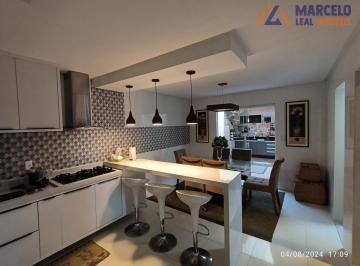 Casa · 180m² · 3 Quartos · 3 Vagas · Casa À Venda - Na Primavera