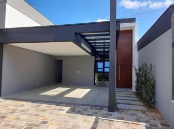 Casa · 223m² · 3 Quartos · 2 Vagas · Experimente o Conforto E a Sofisticação Desta Casa Plana Cuidadosamente Planejada!