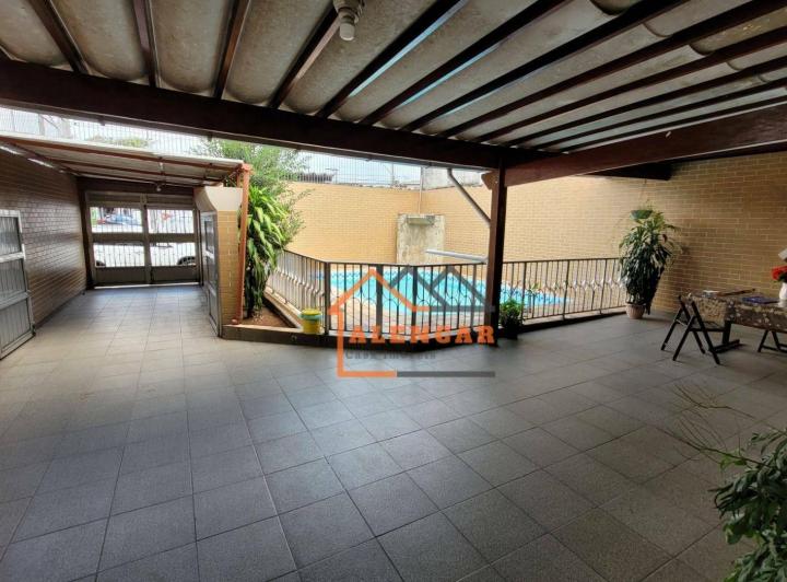 Casa Com 3 Dormitórios À Venda, 200 m² por R$1.500.000 - Vila Nova York - São Paulo/sp