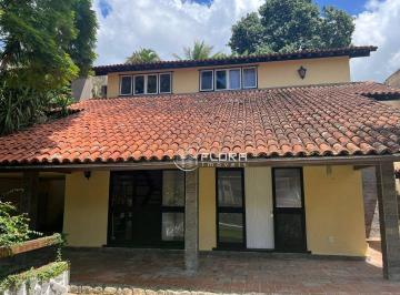 ce74dd4bc7dbe6f823097549647e91f2.jpg · Casa Com 3 Dormitórios À Venda, 154 m² por R$850.000 - Mata Paca - Niterói/rj