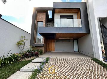 Casa · 245m² · 4 Quartos · 4 Vagas · Sobrado Alto Padrão Braga, São José Dos Pinhais