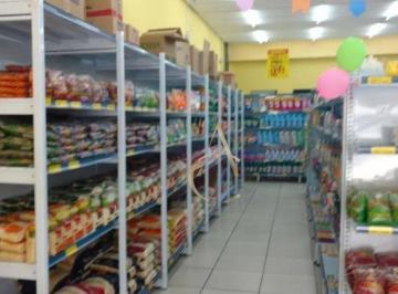 8ec855928063615e67f401fd4299811f.jpg · Loja/galpão Para Locação – Madureira – Rio de Janeiro