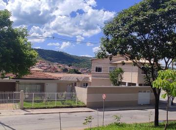 Casa · 392m² · 3 Quartos · 2 Vagas · Casa Residencial/comercial, No Bairro Frimisa