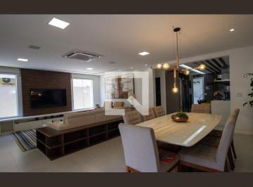 Casa · 244m² · 5 Quartos · 2 Vagas · Imoveis - Em Vargem Grande