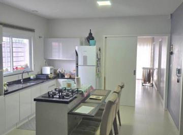 01 · Casa Residencial Com 3 Quartos No Bairro Aririu
