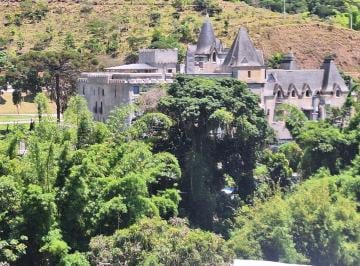 Apartamento de 3 quartos, Petrópolis · Cobertura Em Condomínio Em Itaipava - Petrópolis - Rj Para Venda.
