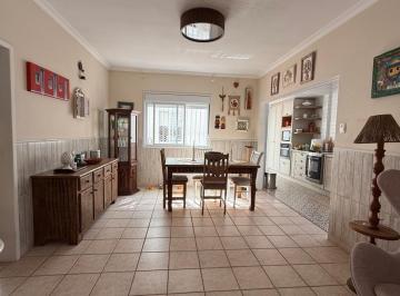 1 · Casa Residencial Com 3 Quartos Em Sambaqui