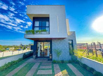 Casa · 136m² · 3 Quartos · 1 Vaga · Lev - Venda | Casas Com 3 Dormitórios Em Condomínio Fechado Ao Lado Do Alphaville de Gravataí