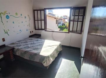 Área de Serviço · Casa de Locação Anual Com 2 Quartos Em Condomínio Em Geribá