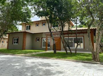 Área de Serviço · Casa Em Condomínio Com 4 Suítes!