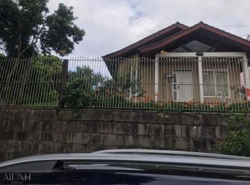 Casa · 240m² · 4 Quartos · 3 Vagas · Casa Semimobiliada Com 240 m Quadrados Próxima a Cic