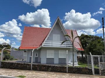 Casa · 225m² · 3 Quartos · 3 Vagas · Casa Mobiliada Com 225 m Quadrados Próxima a Cic