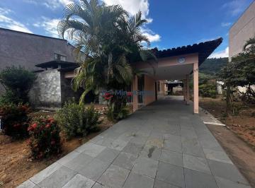 Casa · 198m² · 4 Quartos · 2 Vagas · Casa de Incrível Potencial No Bromélias!